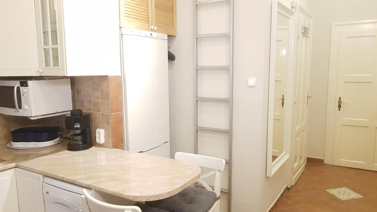 Bmg Apartment Basilica Будапеща Екстериор снимка